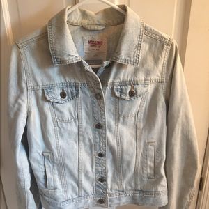 Light wash jean jacket
